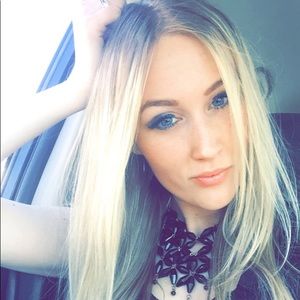 Meet your Posher, Alina